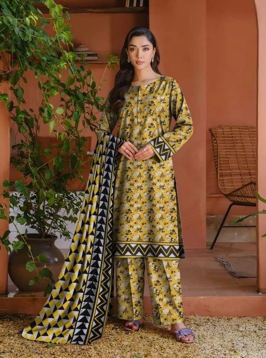 3-Piece Khaddar Printed Unstitched Suit